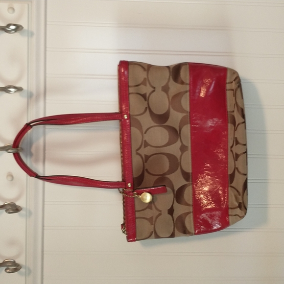 Coach Handbag - Picture 1 of 9